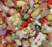Premium Deluxe Pizza
