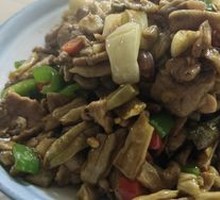 Stir-fried Pork with Green Beans and Chili