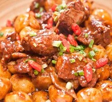 Braised Pork Ribs with Small Potatoes