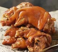 Old Braised Pig Trotters