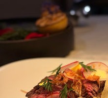 Charcoal-Grilled Beef Filet Nordic Sandwich