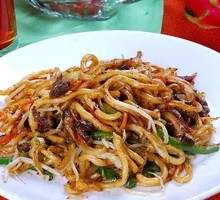 Fish-Flavored Shredded Pork Noodles
