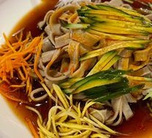 Wind and Water Rise Noodles