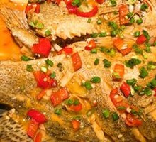 Huizhou-style Stinky Mandarin Fish