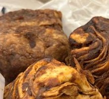 Brown Sugar Sesame Paste Roll