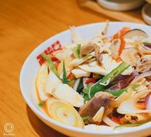 Spicy麻 Chicken Noodle Soup