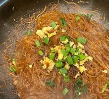 Seafood Dry Noodle Pot