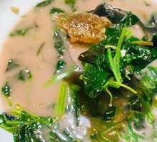 Amaranth with century eggs