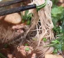 Aitai Feng Thai Noodle Soup