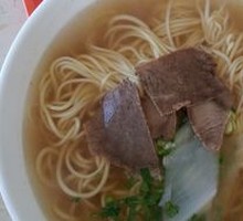 Sour Cabbage Beef Noodles