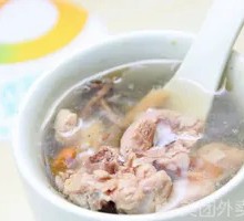 Duck Soup with Tea Tree Mushrooms