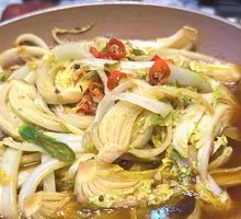 Spicy Pot-Braised Baby Bok Choy