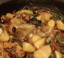 Stir-fried in Iron Pot