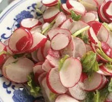 Cold-mixed radish