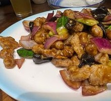 Northeastern Fried Pork Cutlets