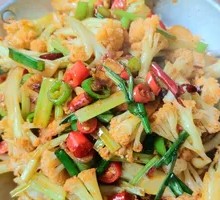 Spicy Cauliflower in Hot Pot