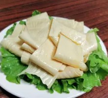 Oil-soaked tofu skin