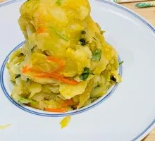 Sour Cabbage with Potatoes