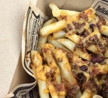 Cheesy Meat Sauce Fries