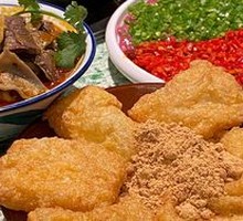 Egg-fried glutinous rice cake