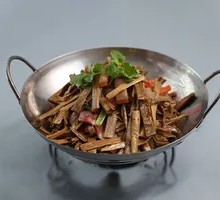 Spicy Sichuan-style Preserved Bamboo Shoots with Cured Meats