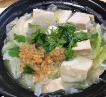 Braised Cabbage and Tofu in Clay Pot