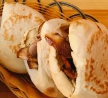 Pork-filled flatbread