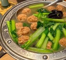 Braised Meatballs in Clay Pot