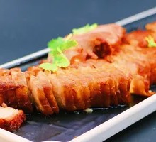 Charcoal-grilled pork belly