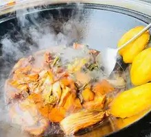 Pork Ribs and Chicken Feet Hot Pot