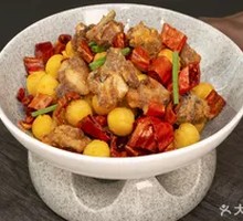 Crispy Spare Ribs with Small Potatoes