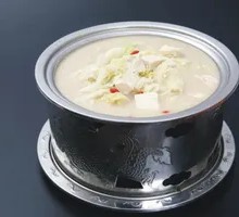 Braised Cabbage and Tofu in Clay Pot