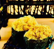 Sesame Seed Roll with Meat Floss