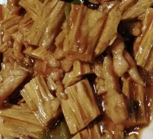 Spicy Stir-Fried Tofu Noodles