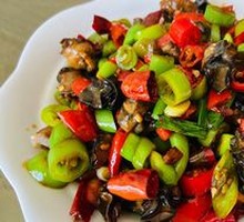 Stir-Fried Snail Threads