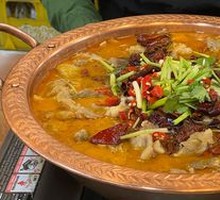 Tendon and Brain Hot Pot