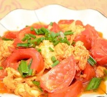 Tomato and Egg Stir-Fry