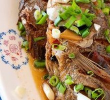 Vinegar-Steamed Fish