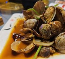 Spicy Stir-Fried Clams