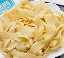 Oil-soaked tofu skin