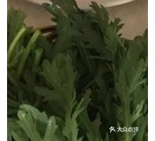 Chinese chrysanthemum greens