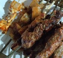 Grilled Black Pepper Beef Skewers