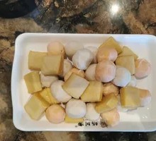 Braised Fish Dumplings in Clay Pot