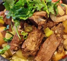 Pork Ribs with Potatoes and Eggs