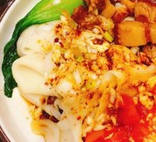 Signature Oil-Poured BB Noodles