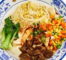 Braised Pork Oil-Splashed Noodles