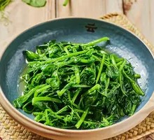 Stir-fried Yunnan Pea Shoots