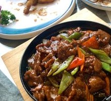 Korean-style Steak on Iron Plate