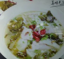 Green Pepper Fish with Lingering Flavor