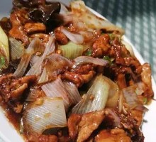 Scallion Stir-Fried Lamb